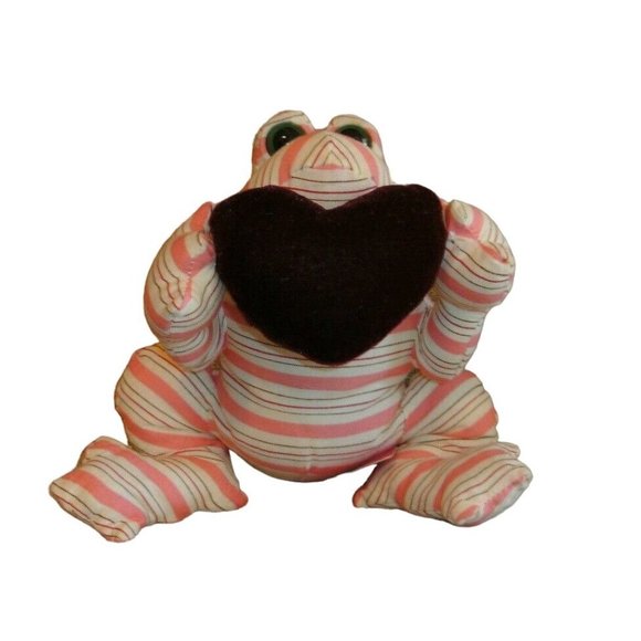 New Fabric Frog W Heart Plush Target Stuffed Animal 9" Love Sweet Love - Picture 1 of 10
